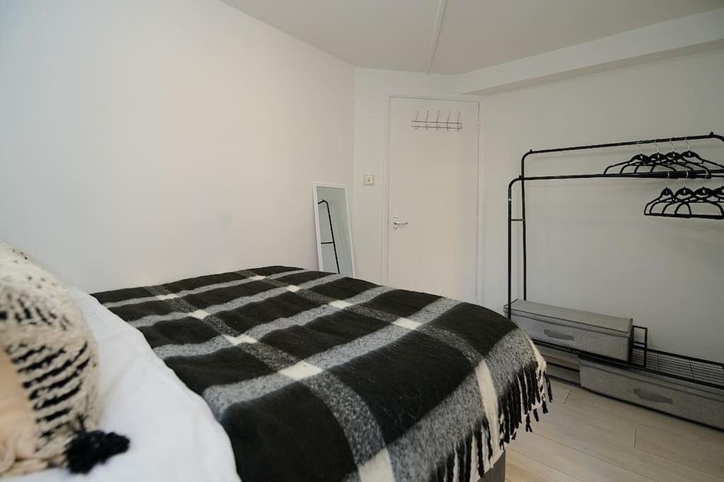 Fabulous 3 Bed Nw London Apartment With Private Garden Eksteriør billede