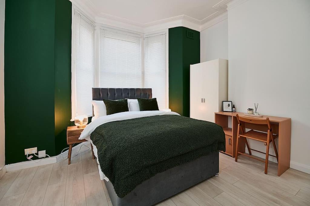 Fabulous 3 Bed Nw London Apartment With Private Garden Eksteriør billede